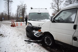 Yssingeaux : deux véhicules se percutent sur la route des Ollières, un adolescent blessé