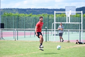 Grazac : 24 équipes au tournoi de sixte, le trophée pour Monistrol