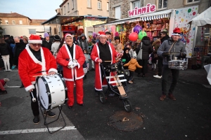 Monistrol-sur-Loire : le marché de Noël se poursuit ce dimanche sur la place Néron