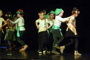 Yssingeaux : 600 enfants de l&#039;enseignement public sur scène pour le spectacle de Noël