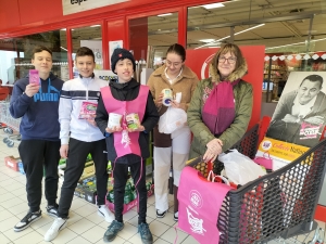 Sainte-Sigolène : les collégiens à fond pour les Restos du Coeur