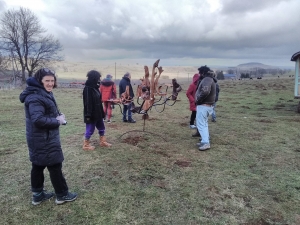 Champclause : l&#039;exposition de Philippe Roux se referme sur des chants traditionnels