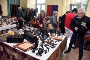 Monistrol-sur-Loire : une vente exceptionnelle d&#039;artisanat du monde au Château des évêques