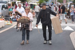 Yssingeaux : 150 exposants sur le vide-greniers, 2 groupes pour Interfolk