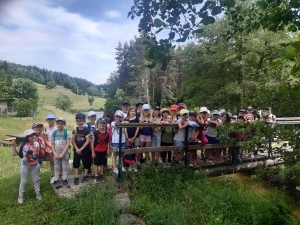 Retournac : les écoliers de &quot;Charrées&quot; à la rencontre du patrimoine de Saint-Julien-d&#039;Ance