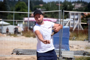 Saint-Romain-Lachalm : le concours de pétanque mène la fête