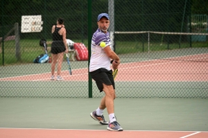 Tennis : Chloé Treyve et Alex Perrier remportent le tournoi de Bas-en-Basset