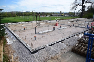 Bas-en-Basset : les travaux des vestiaires de foot ont commencé au stade de la France