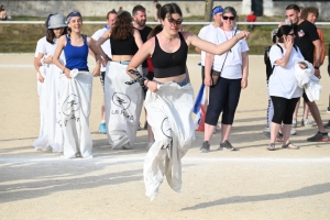 Seize équipes très joueuses aux jeux interquartiers des Villettes (vidéo)