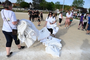 Seize équipes très joueuses aux jeux interquartiers des Villettes (vidéo)