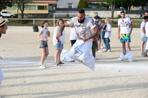 Seize équipes très joueuses aux jeux interquartiers des Villettes (vidéo)