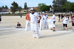 Seize équipes très joueuses aux jeux interquartiers des Villettes (vidéo)