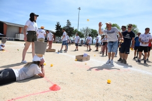 Seize équipes très joueuses aux jeux interquartiers des Villettes (vidéo)