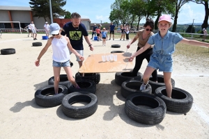 Seize équipes très joueuses aux jeux interquartiers des Villettes (vidéo)