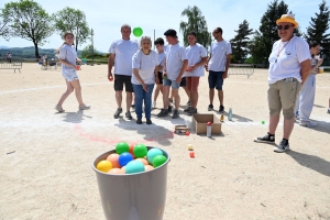 Seize équipes très joueuses aux jeux interquartiers des Villettes (vidéo)