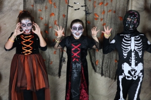 Bal Halloween à Saint-Maurice-de-Lignon : Sucs et Lignon fait danser d’effrayants invités