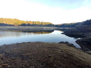 Lapte : les ruines de Piboulet, une attraction sortie des eaux au barrage de Lavalette