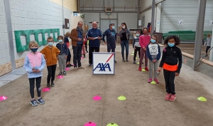 Montfaucon-en-Velay : le club de boules lyonnaises réalise des initiations