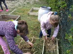 Les Villettes : un projet de jardinage mené à l&#039;école de &quot;Trevas&quot;