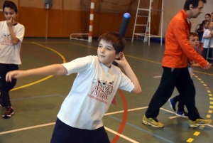 Bas-en-Basset : 80 enfants au kid athlé dans le gymnase