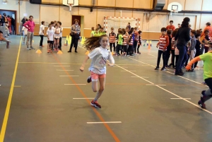 Bas-en-Basset : 80 enfants au kid athlé dans le gymnase