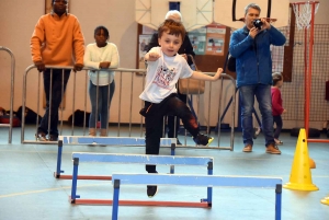 Bas-en-Basset : 80 enfants au kid athlé dans le gymnase