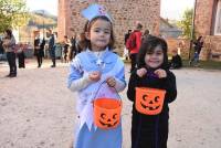 Retournac : près de 200 enfants déguisés fêtent Halloween