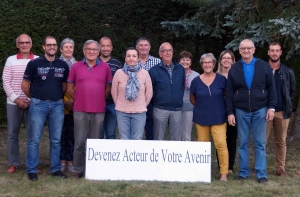 Dunières : le Village de l&#039;entraide accompagne le beaujolais nouveau avec la jambonnette