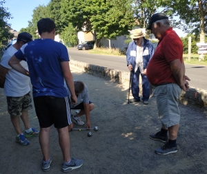 Fay-sur-Lignon : la doublette Philippe Monnet et Robert Gavard remporte le concours de pétanque