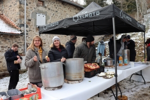 Retournac : les villageois de &quot;Chanoux&quot; s&#039;orientent vers la réfection de leur four à pain