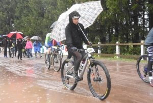 VTT : des conditions dantesques à Sainte-Sigolène pour les championnats régionaux de cross-country