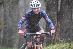 VTT : des conditions dantesques à Sainte-Sigolène pour les championnats régionaux de cross-country