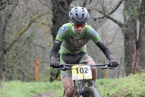 VTT : des conditions dantesques à Sainte-Sigolène pour les championnats régionaux de cross-country