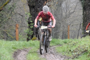 VTT : des conditions dantesques à Sainte-Sigolène pour les championnats régionaux de cross-country