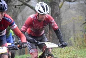 VTT : des conditions dantesques à Sainte-Sigolène pour les championnats régionaux de cross-country