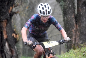 VTT : des conditions dantesques à Sainte-Sigolène pour les championnats régionaux de cross-country