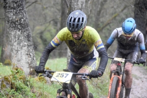 VTT : des conditions dantesques à Sainte-Sigolène pour les championnats régionaux de cross-country