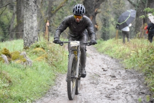 VTT : des conditions dantesques à Sainte-Sigolène pour les championnats régionaux de cross-country