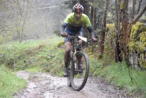 VTT : des conditions dantesques à Sainte-Sigolène pour les championnats régionaux de cross-country