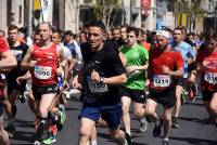 Plus de 1 000 coureurs sur l&#039;asphalte des 15 km du Puy