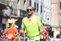 Plus de 1 000 coureurs sur l&#039;asphalte des 15 km du Puy