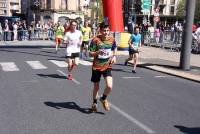 Plus de 1 000 coureurs sur l&#039;asphalte des 15 km du Puy