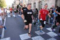 Plus de 1 000 coureurs sur l&#039;asphalte des 15 km du Puy