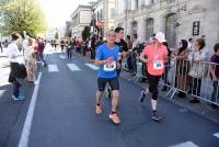 Plus de 1 000 coureurs sur l&#039;asphalte des 15 km du Puy