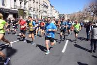 Plus de 1 000 coureurs sur l&#039;asphalte des 15 km du Puy