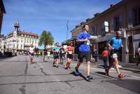 Plus de 1 000 coureurs sur l&#039;asphalte des 15 km du Puy