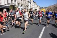 Plus de 1 000 coureurs sur l&#039;asphalte des 15 km du Puy