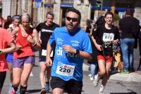 Plus de 1 000 coureurs sur l&#039;asphalte des 15 km du Puy