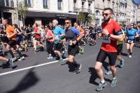 Plus de 1 000 coureurs sur l&#039;asphalte des 15 km du Puy