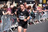 Plus de 1 000 coureurs sur l&#039;asphalte des 15 km du Puy